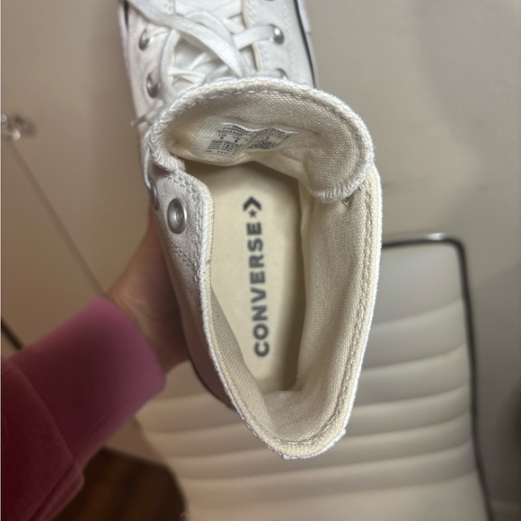 Converse Women’s Chuck Taylor All-Star Platform - Picture 5 of 15